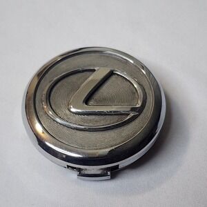 1997-09 Lexus ES300 GS300 IS300 RX330 RX400 Wheel Hubcap Center Hub Cap OE 8841